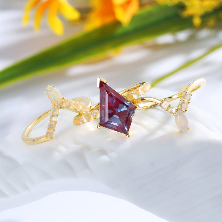 Gold Lab Alexandrite Ring