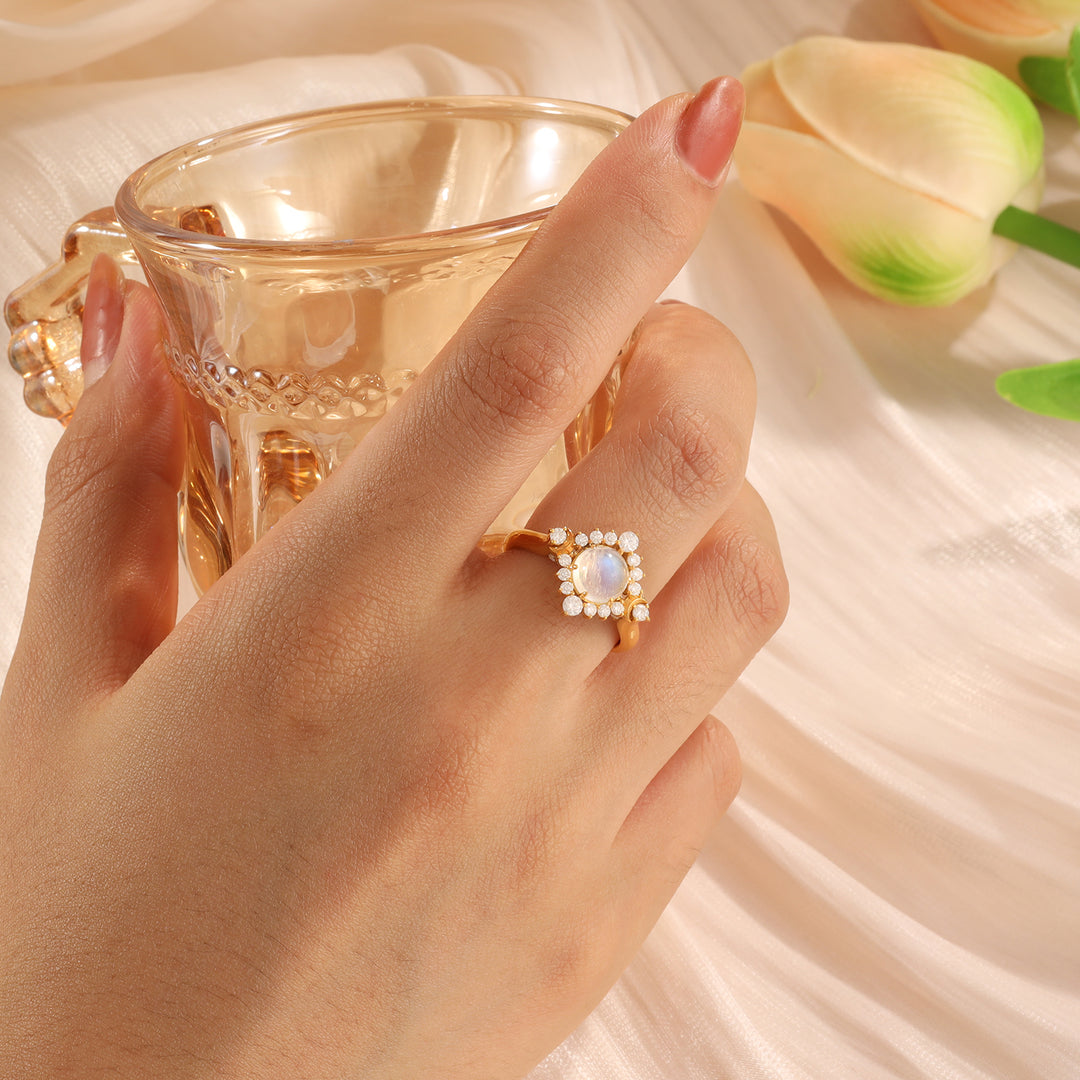 Gold Natural Moonstone Ring