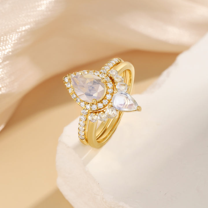 Gold Natural Moonstone Ring