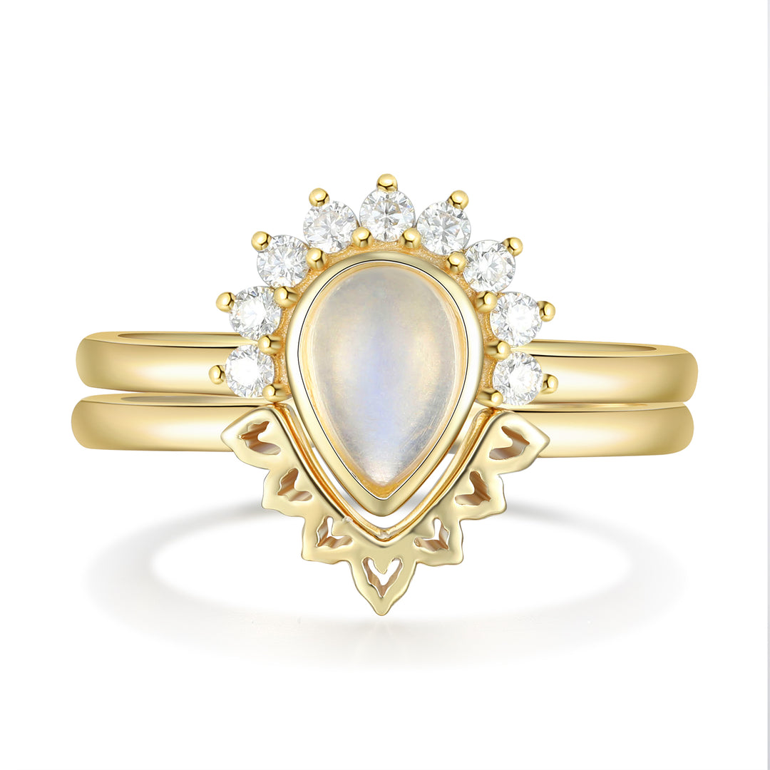 Gold Natural Moonstone Ring