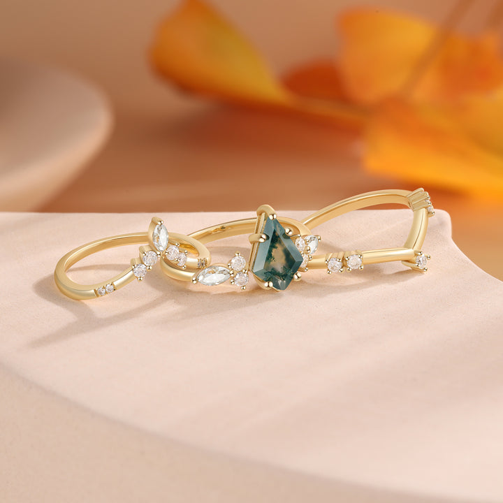 Gold Natural Moss Agate Ring