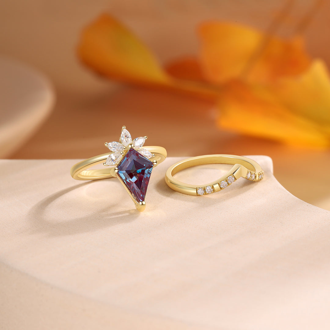 K Gold Lab Alexandrite Ring