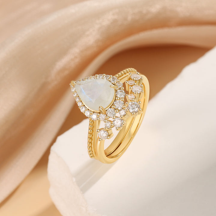 Gold Natural Moonstone Ring