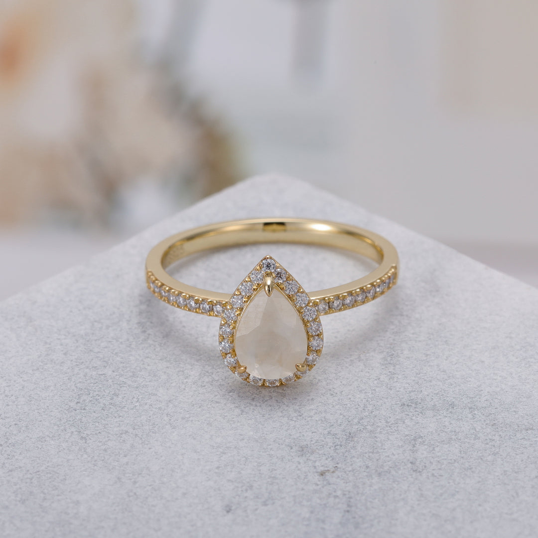 Silver Natural Moonstone Ring