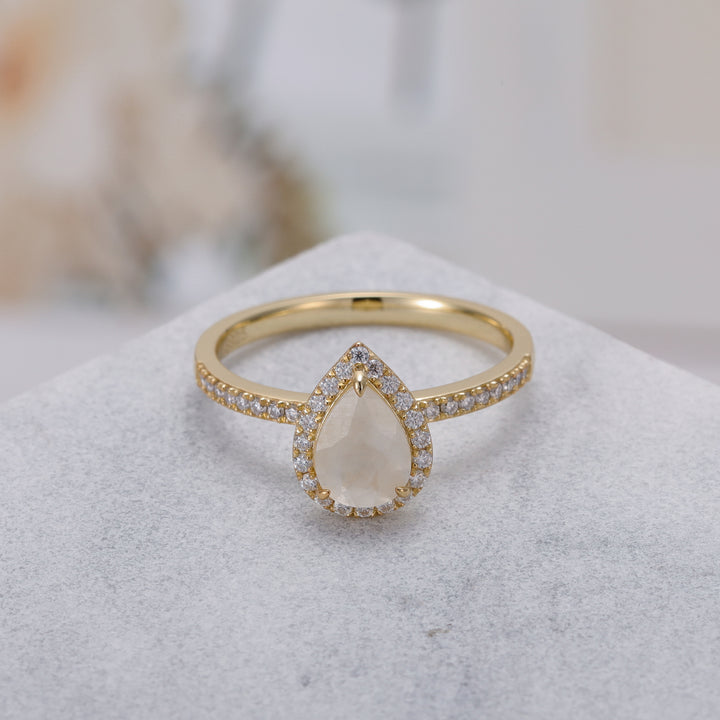 Silver Natural Moonstone Ring