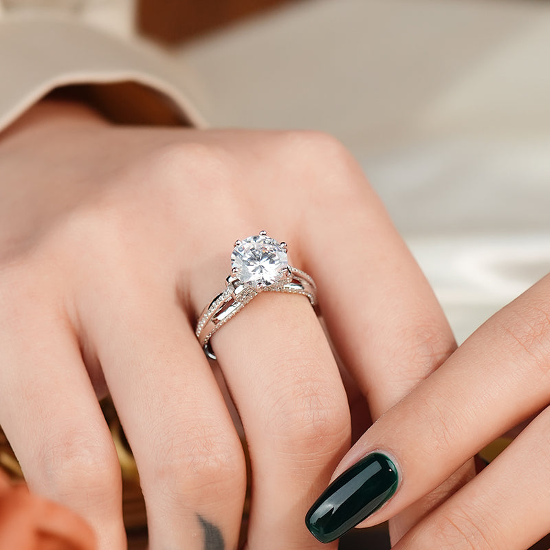 Sterling Silver Moissanite Ring