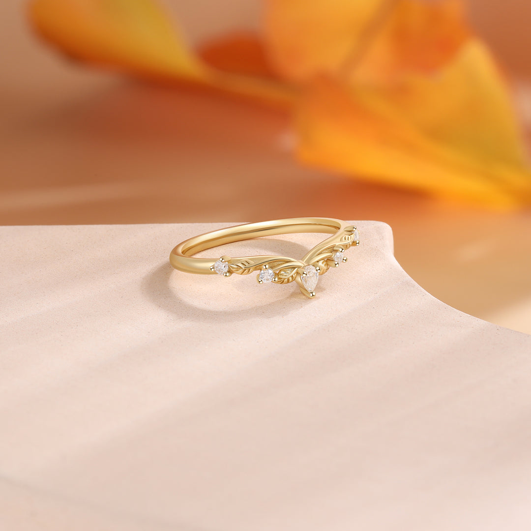 Gold Natural Moissanite Ring