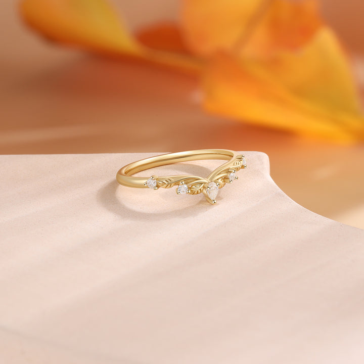 Gold Natural Moissanite Ring