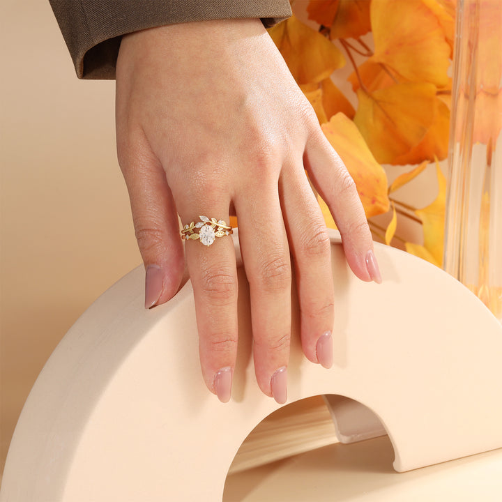 Gold Natural Moissanite Ring