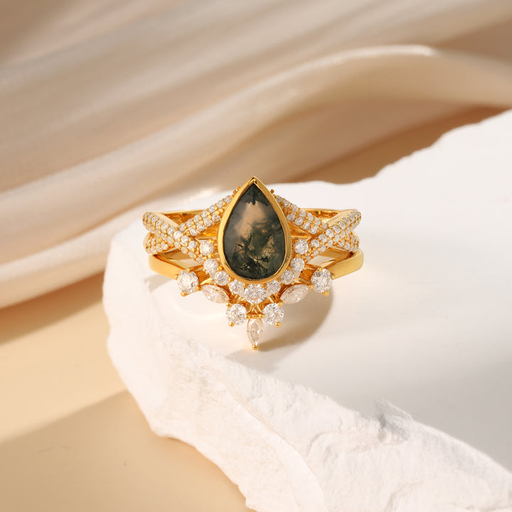 Gold Natural Moss Agate Ring