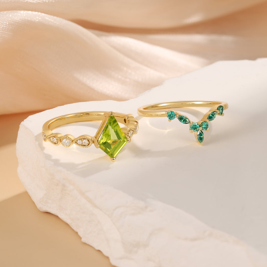 Gold Natural Peridot Ring